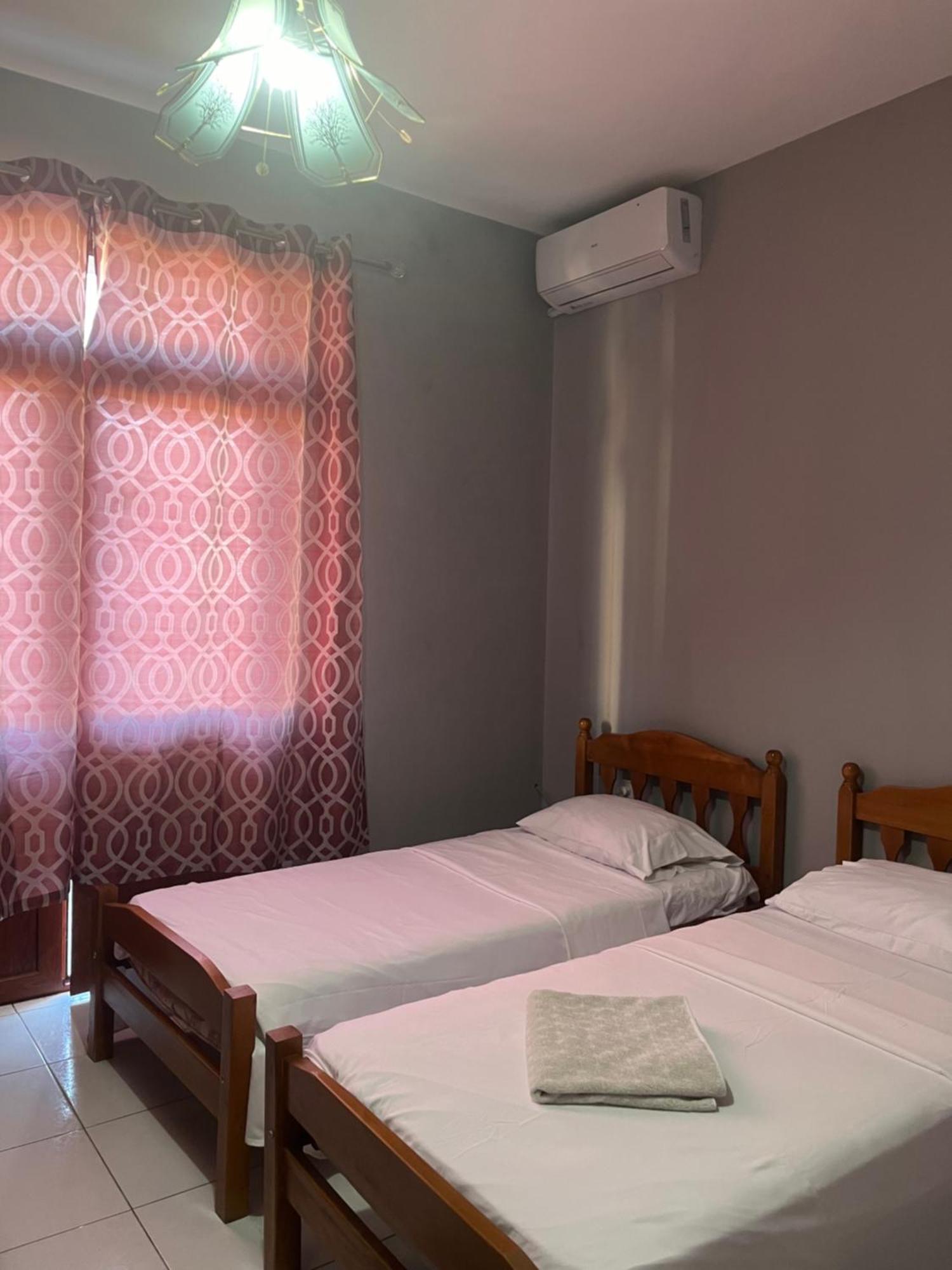 Hotel Luli City Center Dıraç Dış mekan fotoğraf