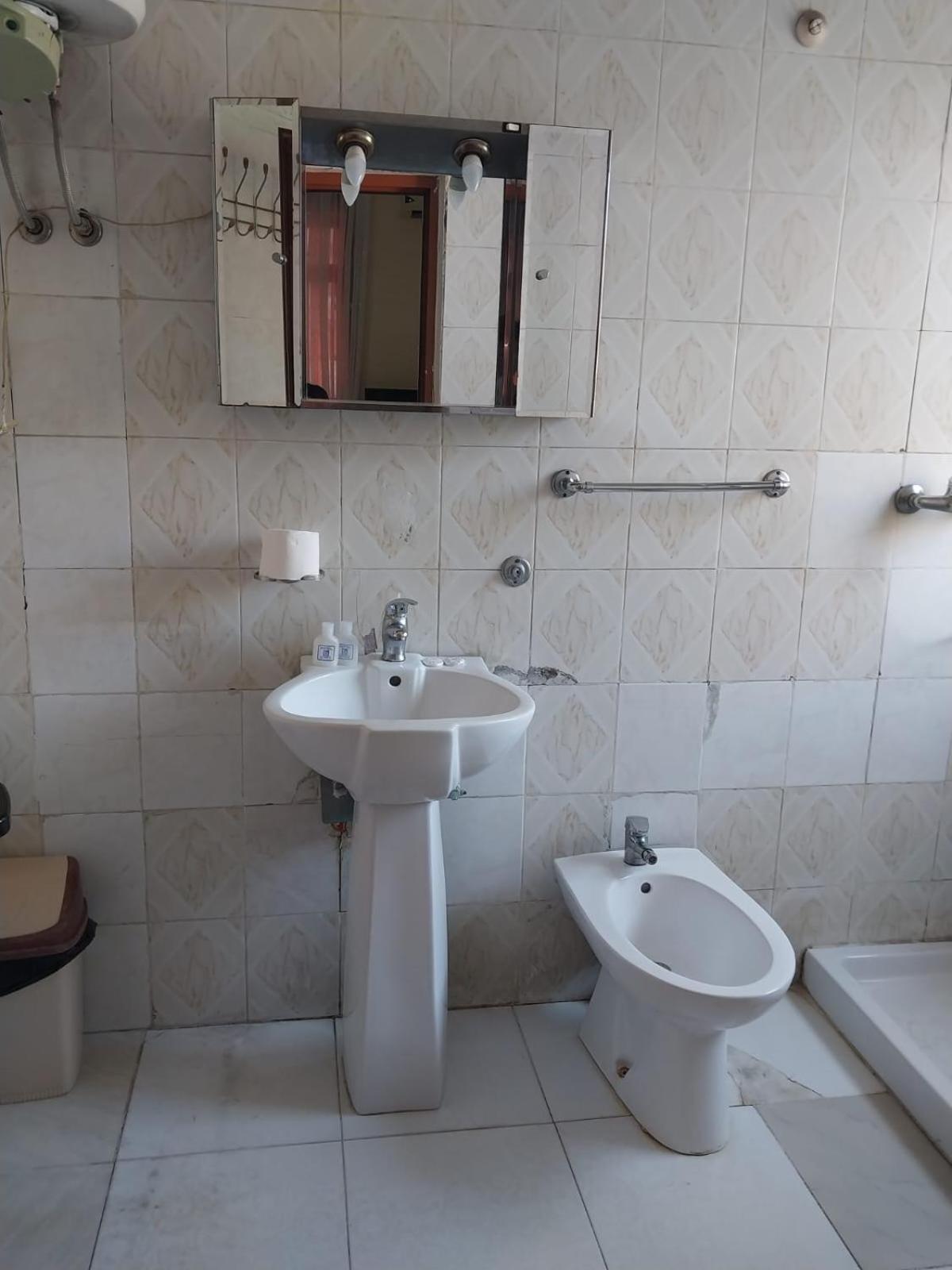 Hotel Luli City Center Dıraç Dış mekan fotoğraf
